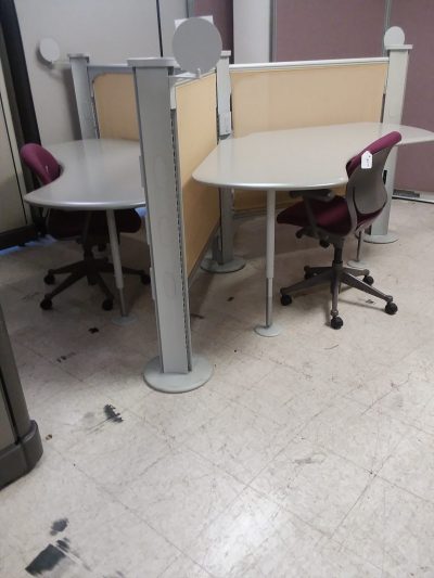 Adjustable Tripod Desks