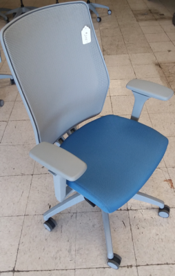 Pre-Owned Office Chairs